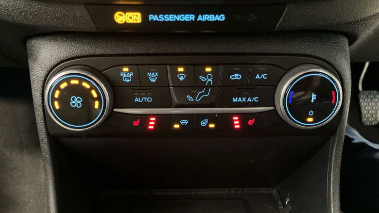 Ford Fiesta 1.0 EcoBoost Hybrid mHEV 125 ST-Line Vignale 5dr Petrol Hatchback